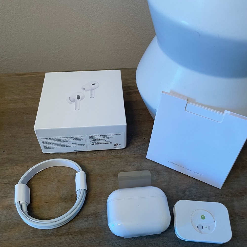 Apple AirPods Pro 2nd Generation with MagSafe Wireless Charging Case - White